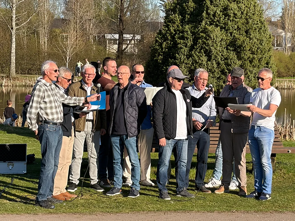 Vaggeryds manskör sjöng vårsånger