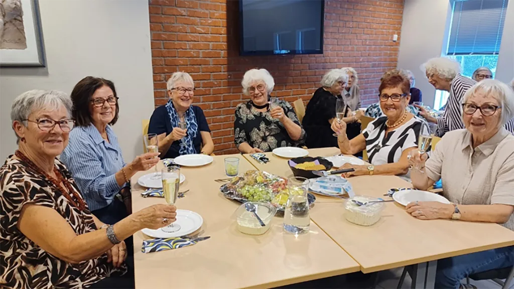 Även någon Skillingarydsbo hittade till Vaggeryd. Anneli Emilsson, Inger Nord, Ann-Louise Larsson, Kerstin Hasselberg,  Ann-Marie Wilsson och Birgitta Lilja